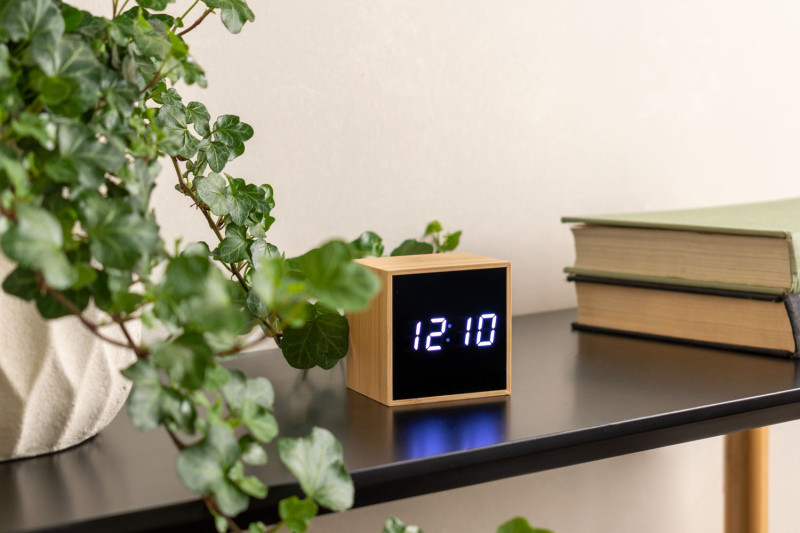SAT ALARM STONI - Alarm Clock Mini Cube Bamboo