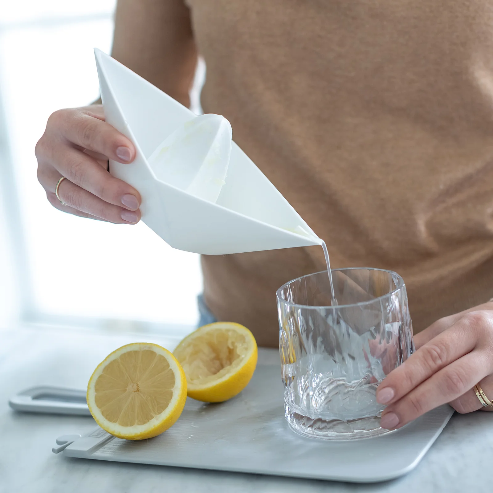 CEDILJKA ZA CITRUS - Citrus press Juicer AHOI - Slika 2