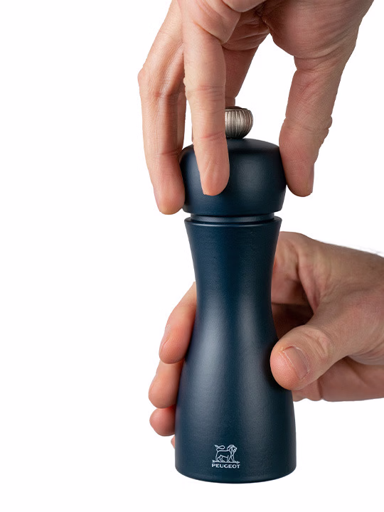 SET MLINOVA SO/BIBER - Duo of Manual Salt/Pepper Mills in Wood, Air, 15 cm - Slika 6